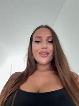 Snapshot of Syka0001 chatting on 02-10-25, 06:53 Syka0001 online show from 02-10-25, 06:53