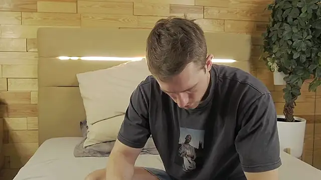 EthanPinkman online show from 10-08-25, 04:43