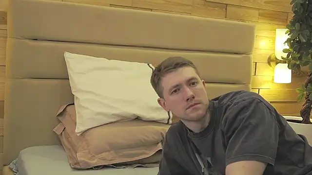 EthanPinkman online show from 02-07-26, 04:27