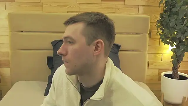 EthanPinkman online show from 04-10-26, 04:39