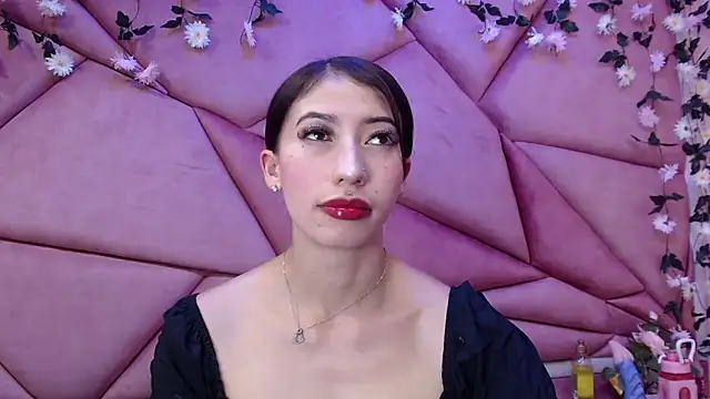 LilithCooperr  online show from 02-10-25, 09:58