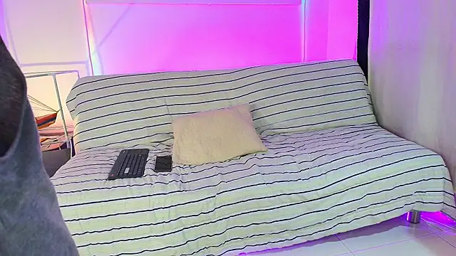 Katta150411 online show from 07-05-26, 04:19