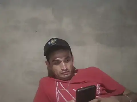 Snapshot of mapachon81 chatting on 10-30-25, 09:33 mapachon81 online show from 10-30-25, 09:33