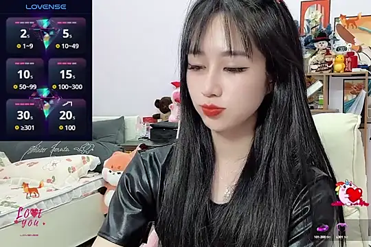  LLisa  online show from 12-28-24, 09:19