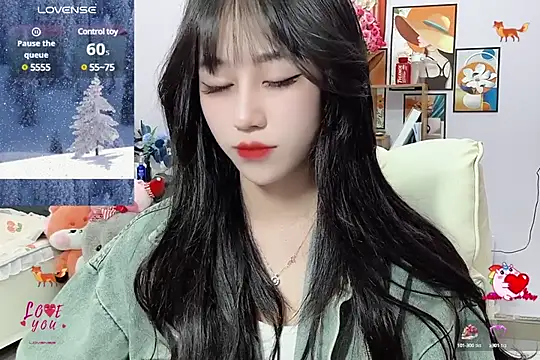  LLisa  online show from 02-11-25, 04:24