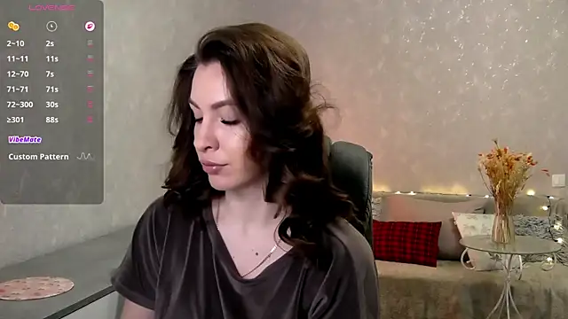 Snapshot of Naughty__Megan chatting on 04-25-26, 06:05 Naughty Megan online show from 04-25-26, 06:05