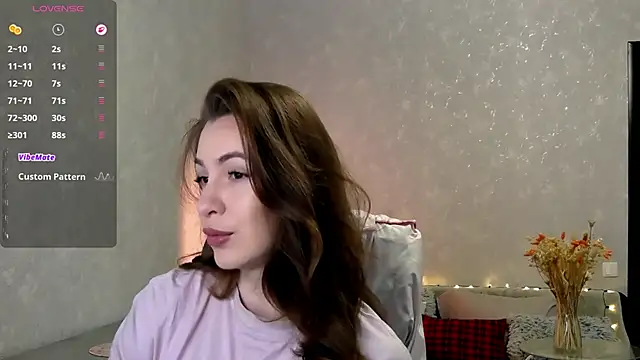 Snapshot of Naughty__Megan chatting on 05-28-26, 06:54 Naughty Megan online show from 05-28-26, 06:54