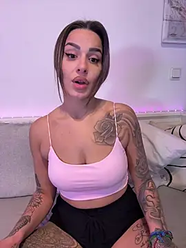 Alisa-Marie online show from 02-20-26, 01:33