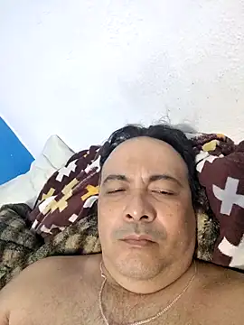 Snapshot of osovensex21 chatting on 09-27-25, 01:43 osovensex21 online show from 09-27-25, 01:43