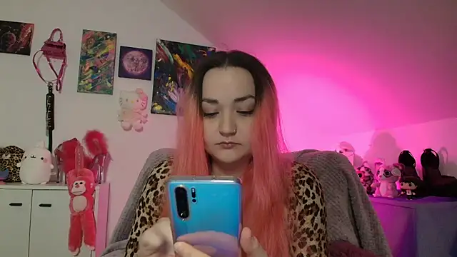 PinkHurricaneOfficial online show from 10-28-25, 04:09