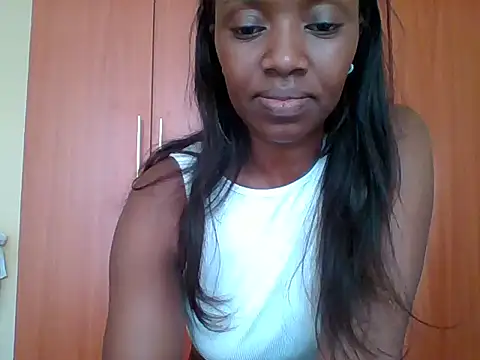 sexy darleen23 online show from 10-02-25, 09:49