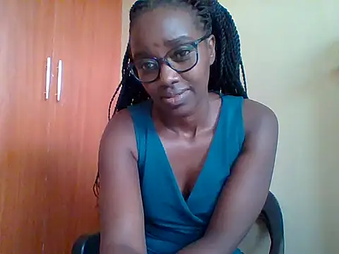 Snapshot of sexy_darleen23 chatting on 05-10-26, 10:20 sexy darleen23 online show from 05-10-26, 10:20