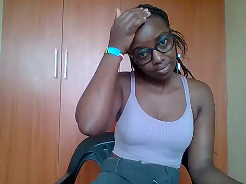 Snapshot of sexy_darleen23 chatting on 05-14-26, 08:43 sexy darleen23 online show from 05-14-26, 08:43