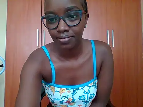 Snapshot of sexy_darleen23 chatting on 06-07-26, 10:08 sexy darleen23 online show from 06-07-26, 10:08