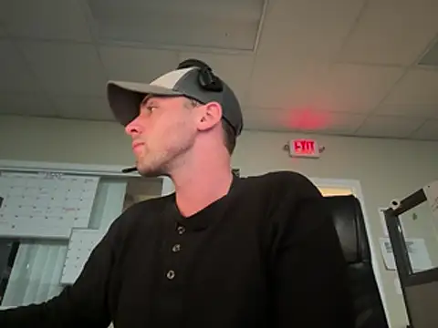 Snapshot of Graysontaylor@xh chatting on 05-03-26, 03:29 Graysontaylorxh online show from 05-03-26, 03:29
