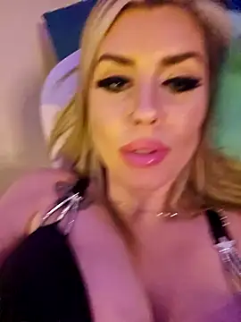 ellieconradxo online show from 01-25-25, 07:06