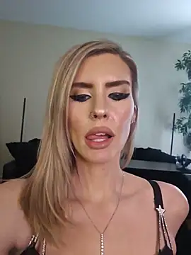 ellieconradxo online show from 06-01-26, 07:15