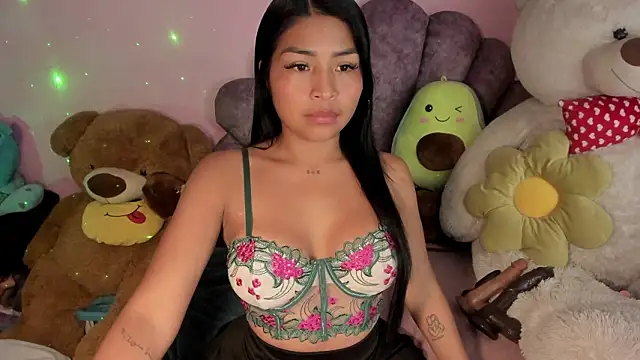 Pocahontascute 33 online show from 02-07-26, 12:47