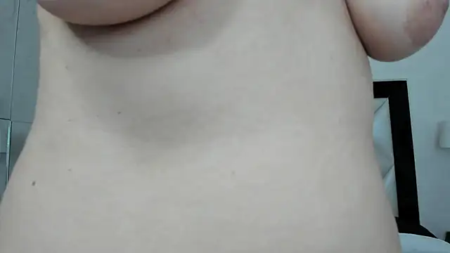  luna  sweet  online show from 03-07-25, 03:51