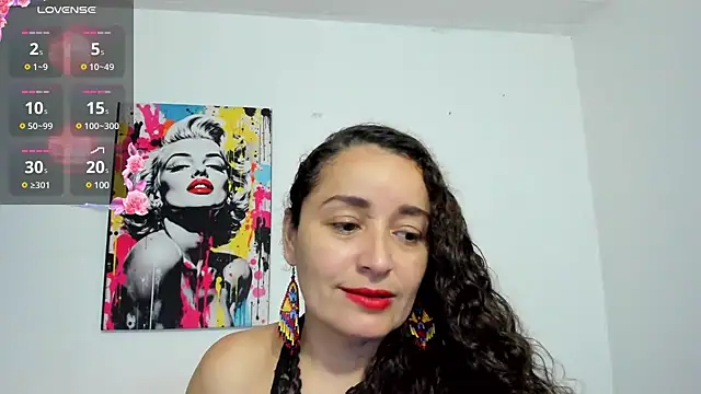  luna  sweet  online show from 03-21-25, 11:45