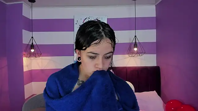 Alli cooper online show from 02-14-25, 01:13