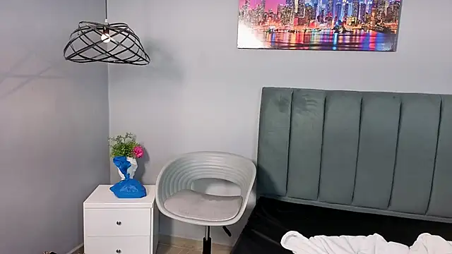 Alli cooper online show from 04-17-26, 03:15