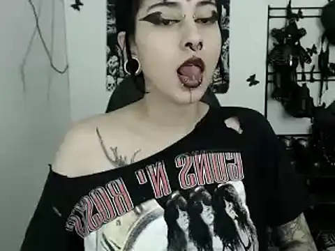 n0sferatus   online show from 11-13-25, 03:16