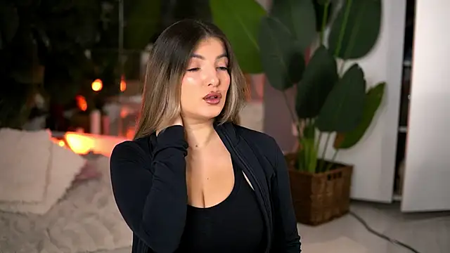 KellyMathews online show from 02-06-26, 02:16