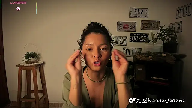 Norma-Jeaane online show from 04-16-26, 09:50