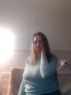 Evelina cute online show from 02-18-25, 04:48