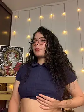 Snapshot of Antoniart_ chatting on 02-04-25, 02:28 Antoniart online show from 02-04-25, 02:28