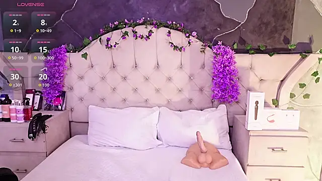 AmberGreyy  online show from 06-28-26, 06:03