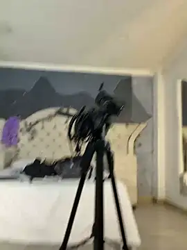 AmberGreyy  online show from 07-18-26, 08:12