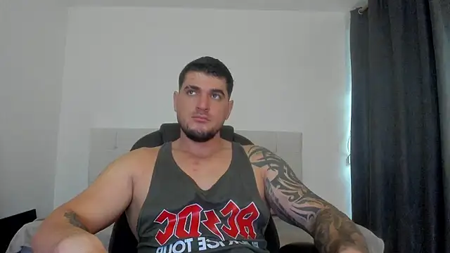 Snapshot of Teilor_Creed chatting on 10-22-25, 07:46 Teilor Creed online show from 10-22-25, 07:46