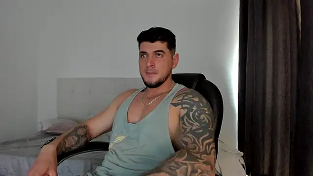 Snapshot of Teilor_Creed chatting on 11-25-25, 07:14 Teilor Creed online show from 11-25-25, 07:14