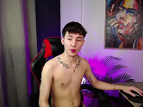 Snapshot of SebasstianGrand chatting on 03-06-25, 11:20 SebasstianGrand online show from 03-06-25, 11:20