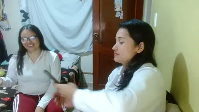 clayre and jill online show from 02-07-26, 03:43