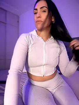 alessandra-a online show from 04-23-26, 09:50