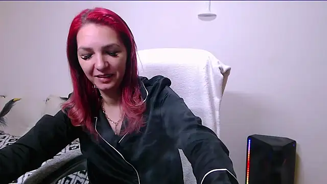 Evadesirex46 online show from 05-17-26, 07:32