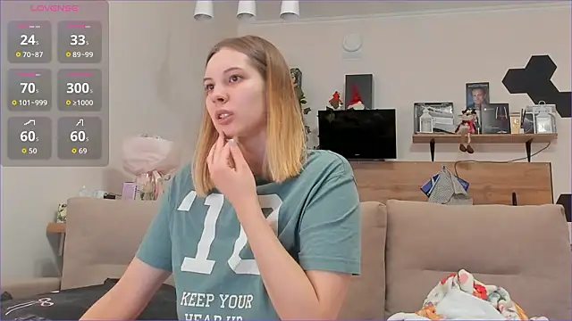 Girl alone home online show from 03-05-26, 03:52