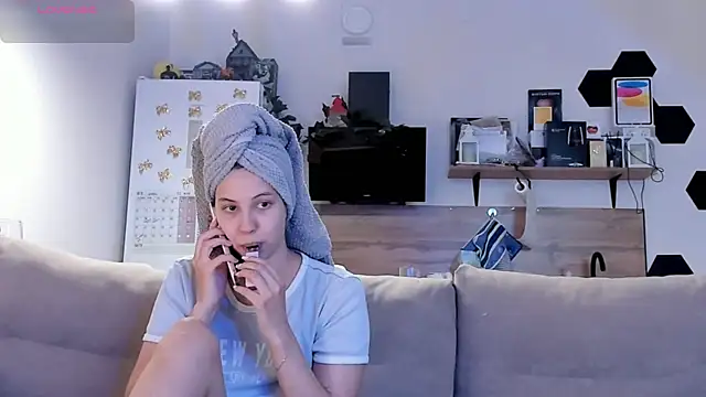 Girl alone home online show from 07-30-26, 03:22