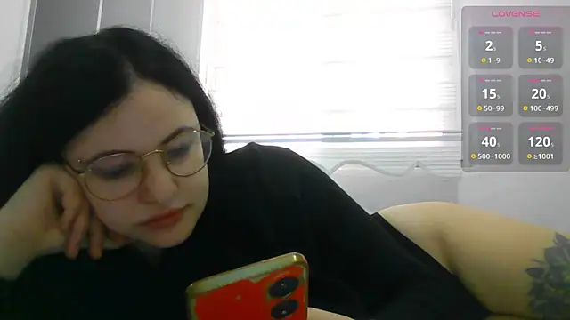 Snapshot of German_Eva chatting on 02-01-25, 07:05 German Eva online show from 02-01-25, 07:05