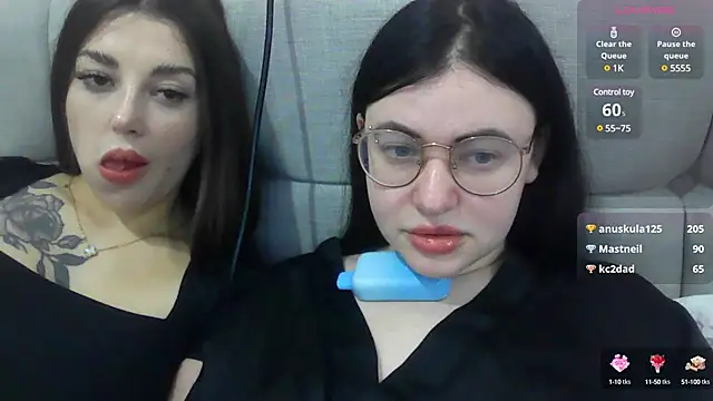 Snapshot of German_Eva chatting on 02-20-25, 06:35 German Eva online show from 02-20-25, 06:35