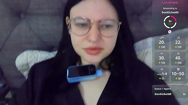 Snapshot of German_Eva chatting on 02-25-25, 01:09 German Eva online show from 02-25-25, 01:09