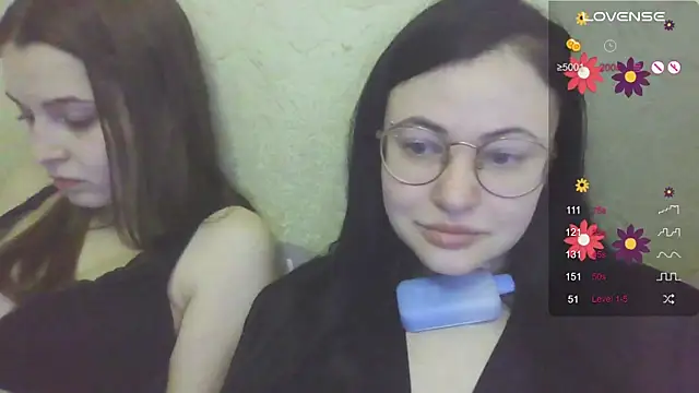 Snapshot of German_Eva chatting on 03-02-25, 10:03 German Eva online show from 03-02-25, 10:03