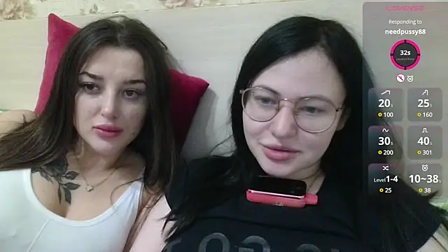 Snapshot of German_Eva chatting on 03-21-25, 10:28 German Eva online show from 03-21-25, 10:28