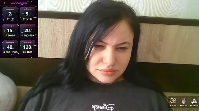 Snapshot of German_Eva chatting on 09-24-25, 07:44 German Eva online show from 09-24-25, 07:44