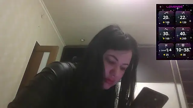 Snapshot of German_Eva chatting on 11-28-25, 05:32 German Eva online show from 11-28-25, 05:32