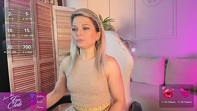 Snapshot of Gloria_Lovely chatting on 01-10-25, 10:39 Gloria Lovely online show from 01-10-25, 10:39