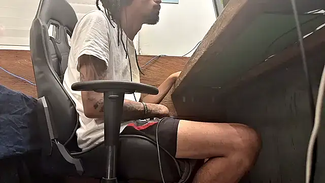 hotcamboy420 online show from 02-02-25, 05:32